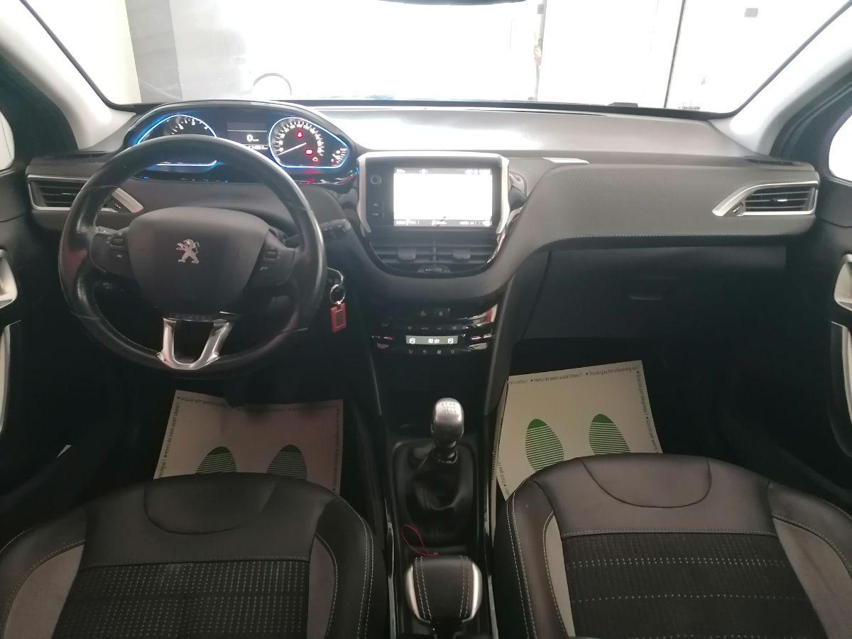 PEUGEOT - 2008 - BlueHDi 120 S&S Allure