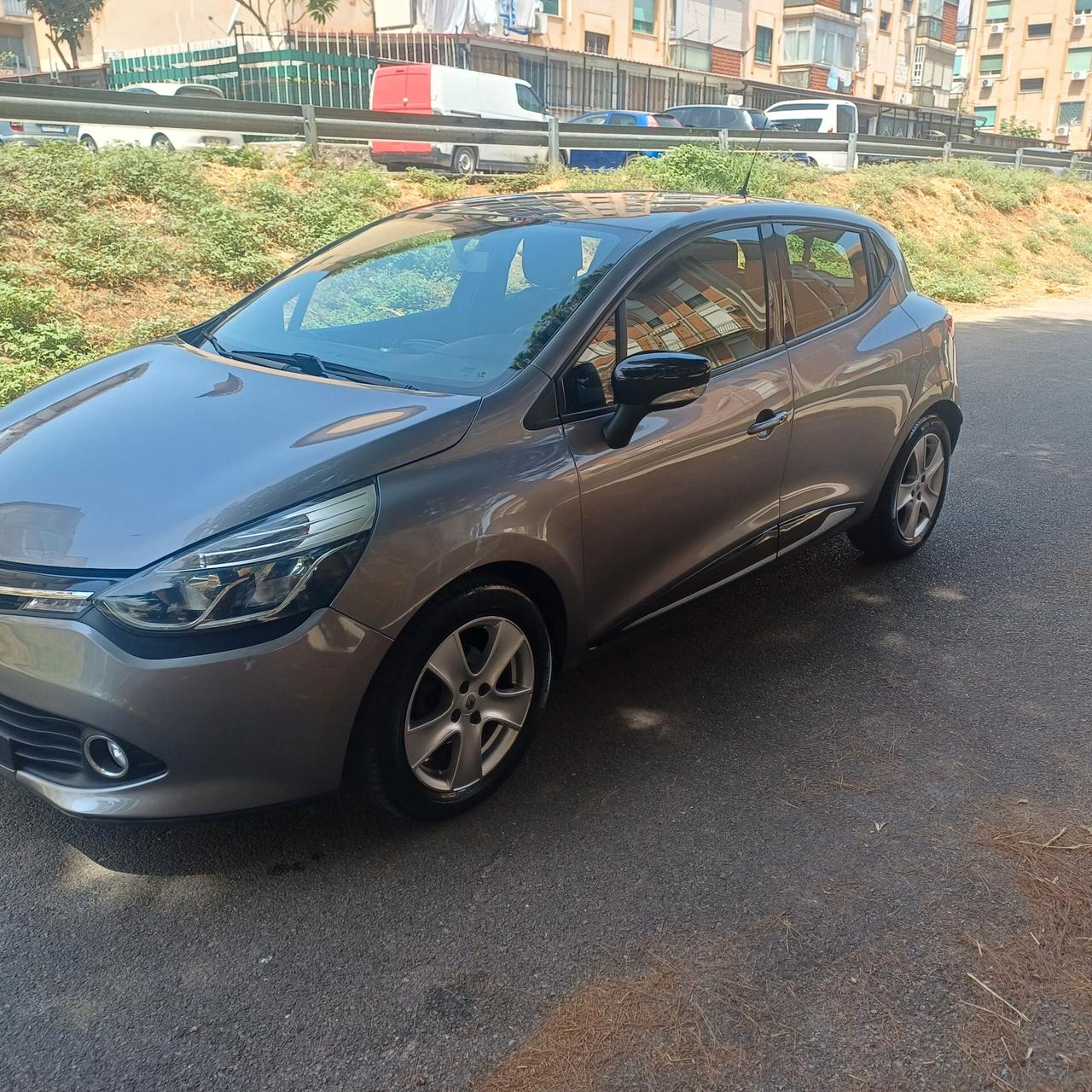 Renault Clio 1.5 dCi 8V 90CV Start&Stop 83gr 5 porte EcoBusiness