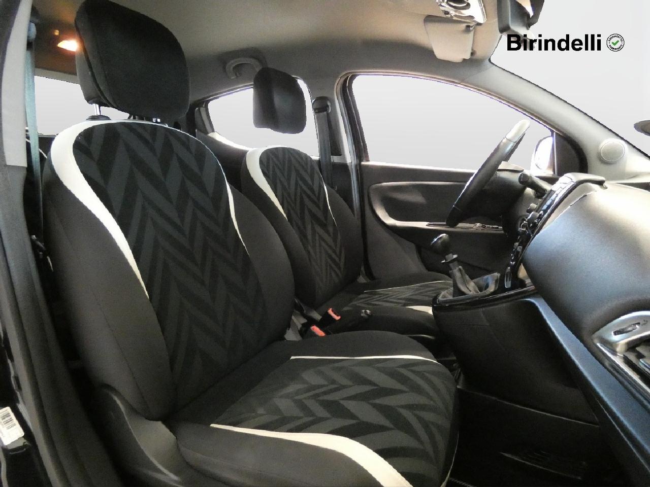 LANCIA Ypsilon 3ª serie - Ypsilon 1.2 69 CV 5 porte Gold