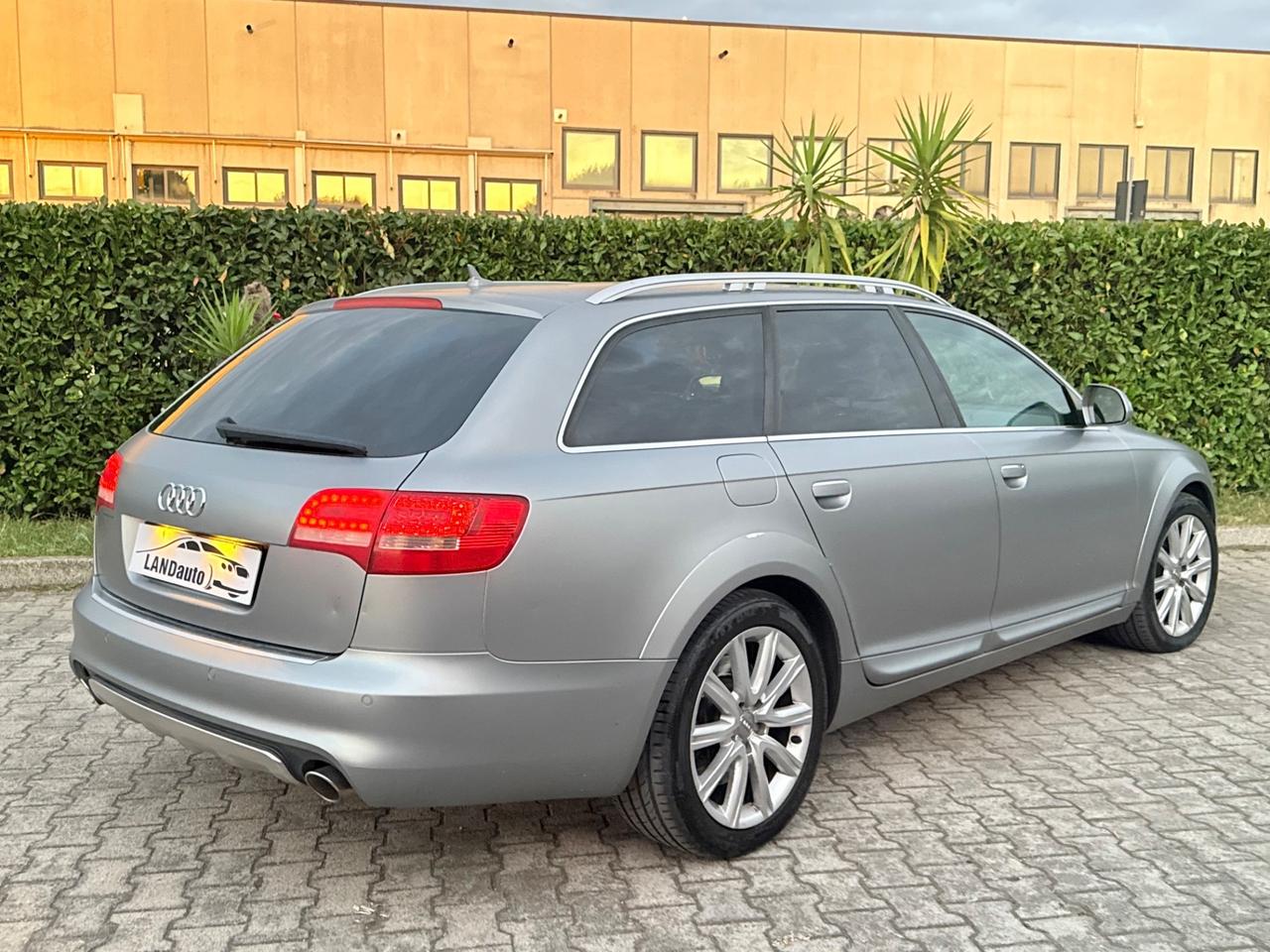 Audi A6 ALLROAD 3.0 V6 TDI 240 CV 4x4 QUATTRO