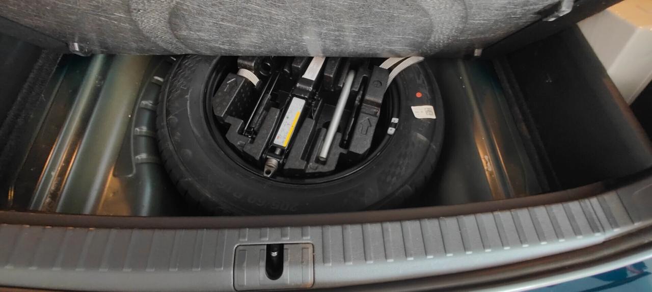 Skoda Octavia 2.0 TDI EVO SCR DSG Wagon Style