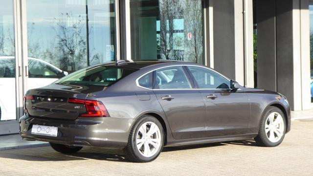 VOLVO S90 B5 (d) AWD Geartronic Momentum Business Pro