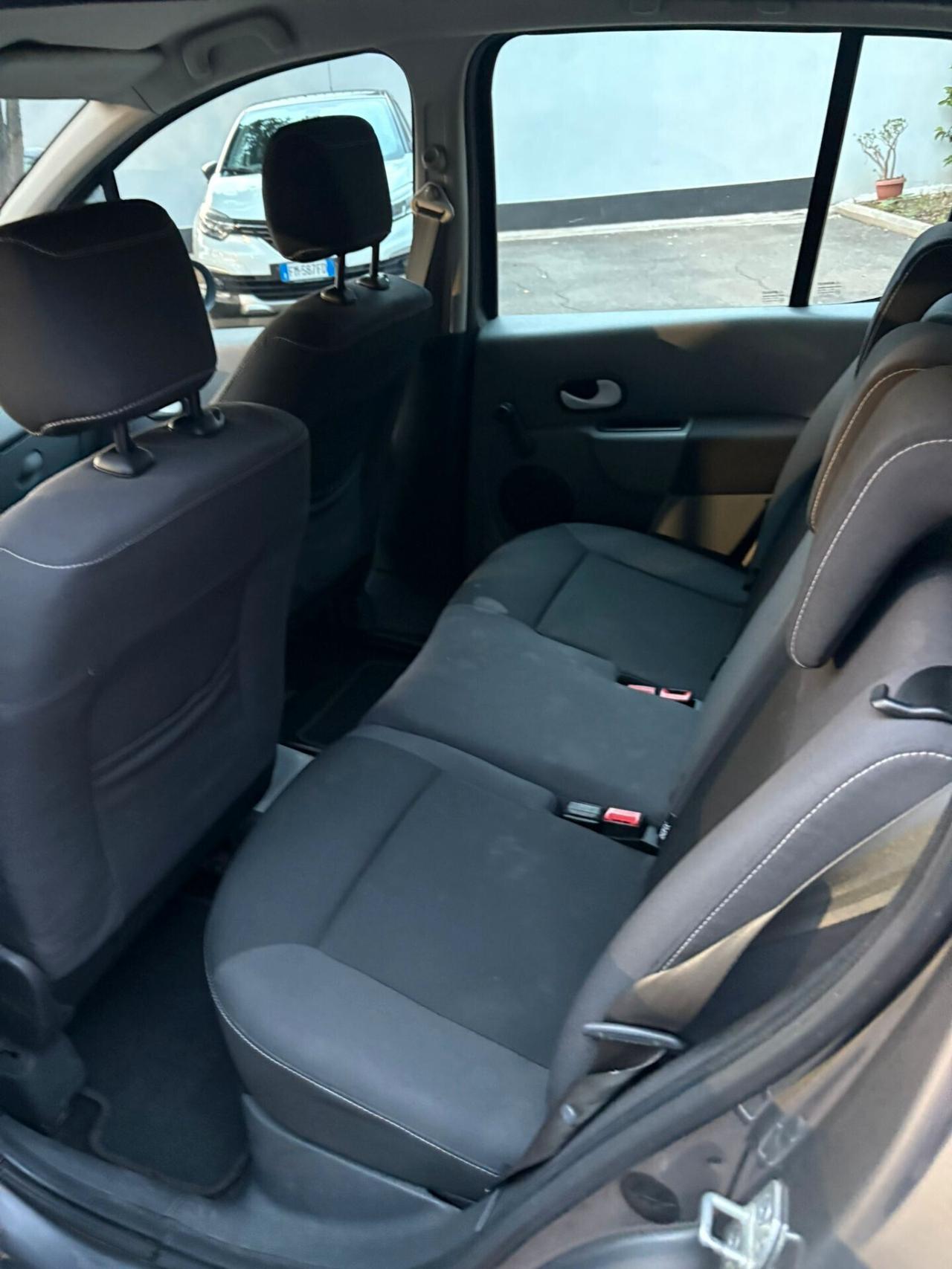 Renault Modus 1.2 75cv Distribuzione fatta Euro 5