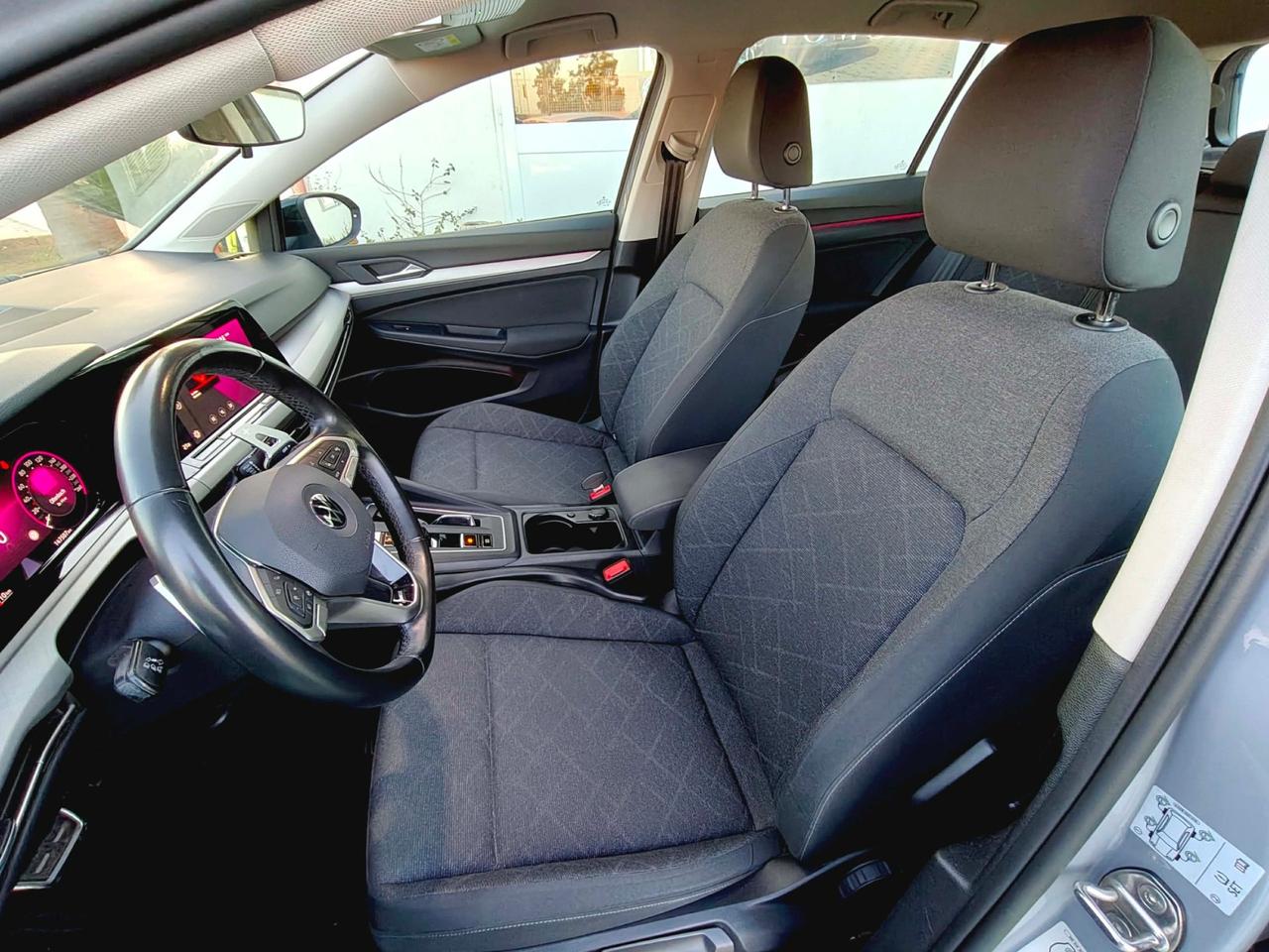 Volkswagen Golf 2.0 TDI DSG SCR Life - 2022