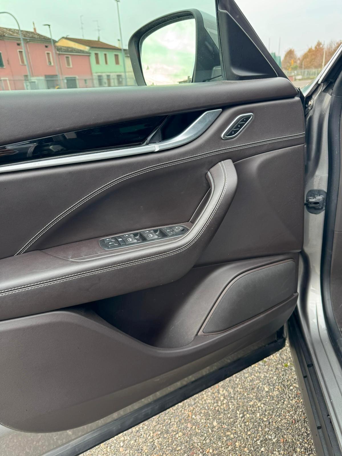 Maserati Levante SQ4 V6 430 CV Granlusso