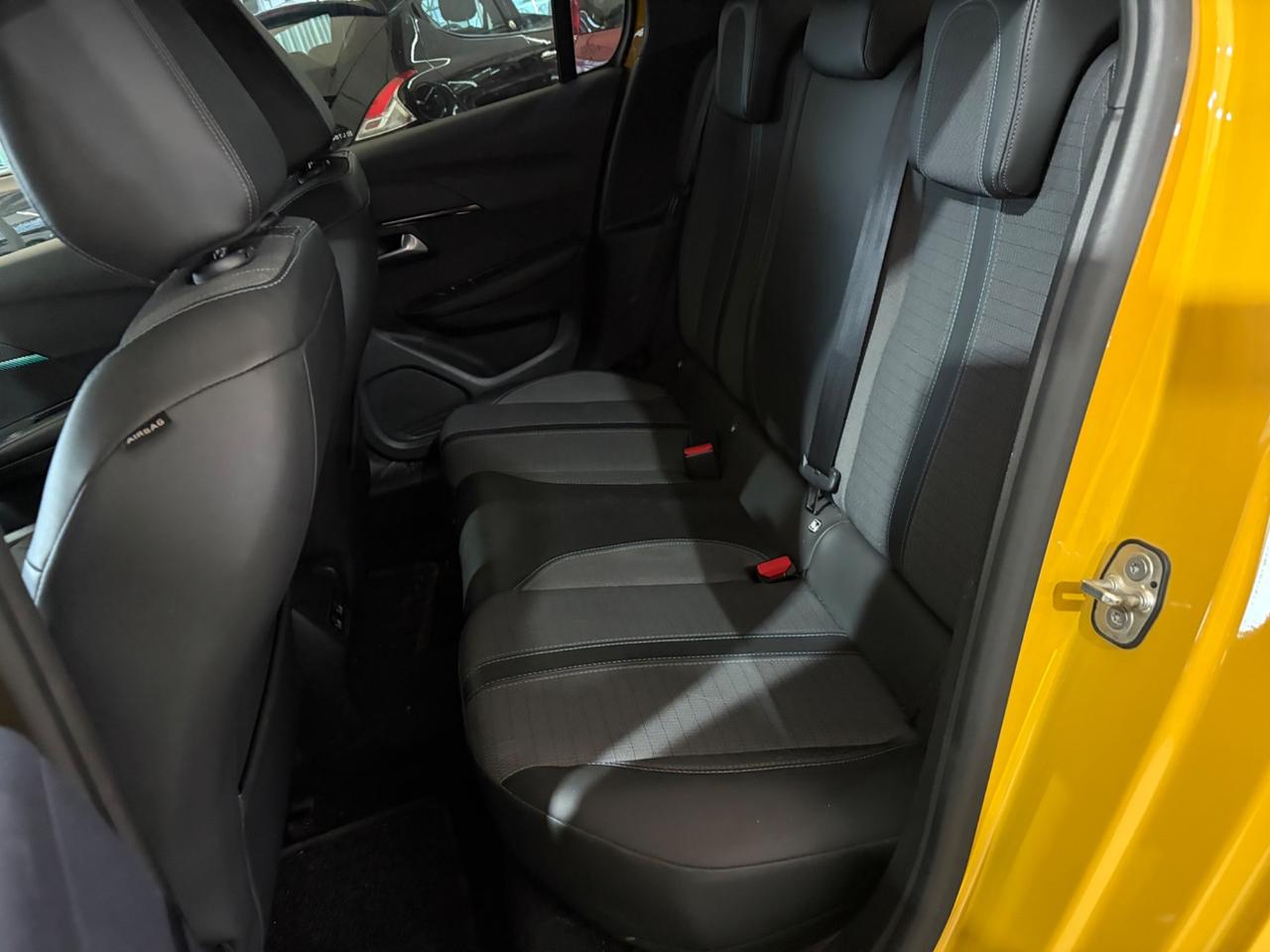 Peugeot 208 Allure