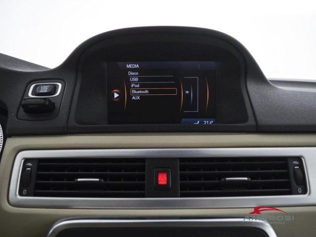 VOLVO XC70 D3 Geartronic Momentum - PER OPERATORI DEL SETTORE