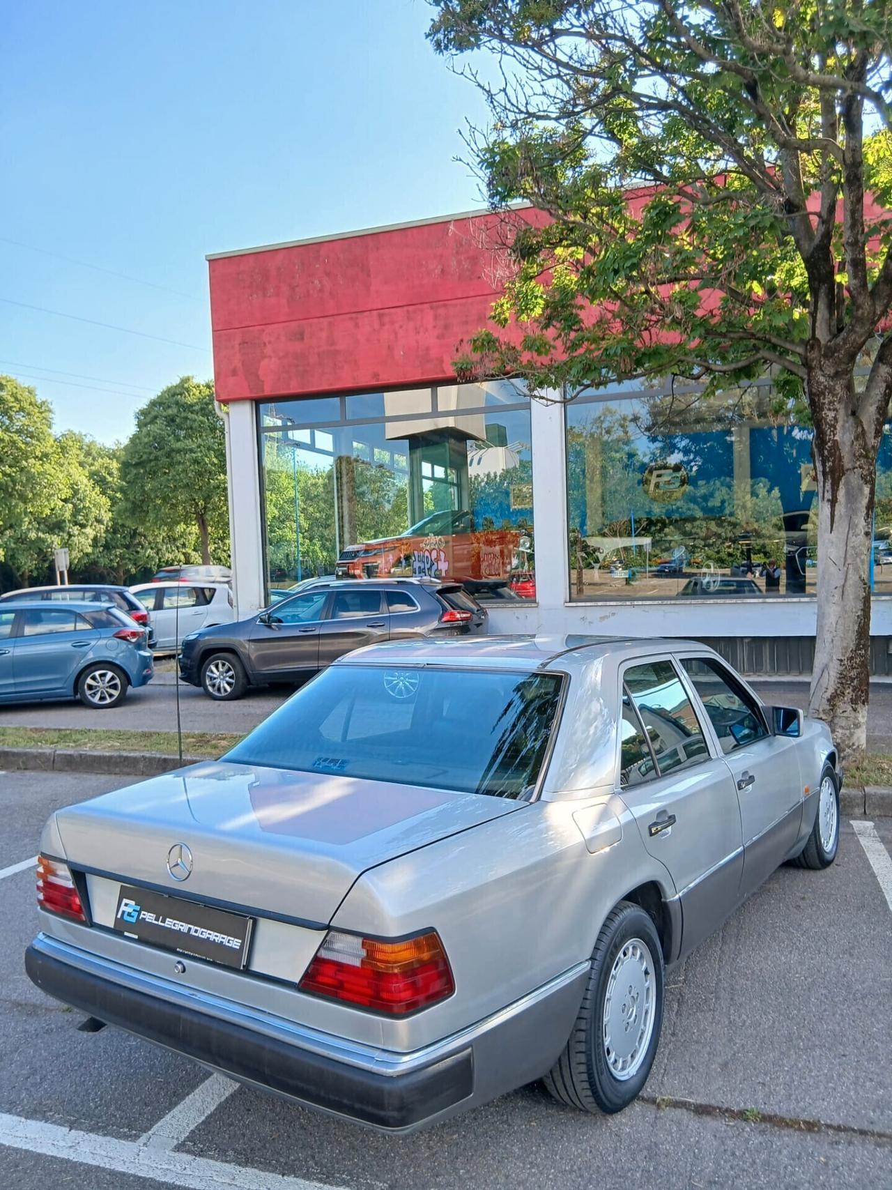 Mercedes-benz E 200 E200