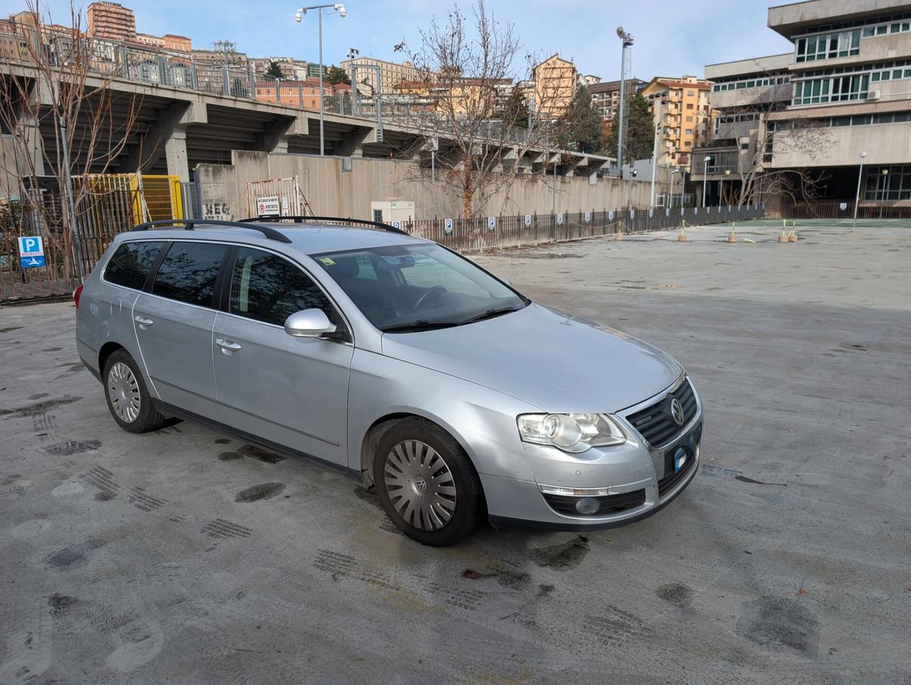 Volkswagen Passat 2.0 TDI DPF Var. Highline