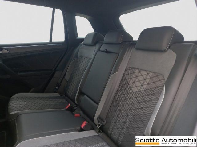 VOLKSWAGEN Tiguan 2.0 TDI 150 CV SCR DSG R-Line