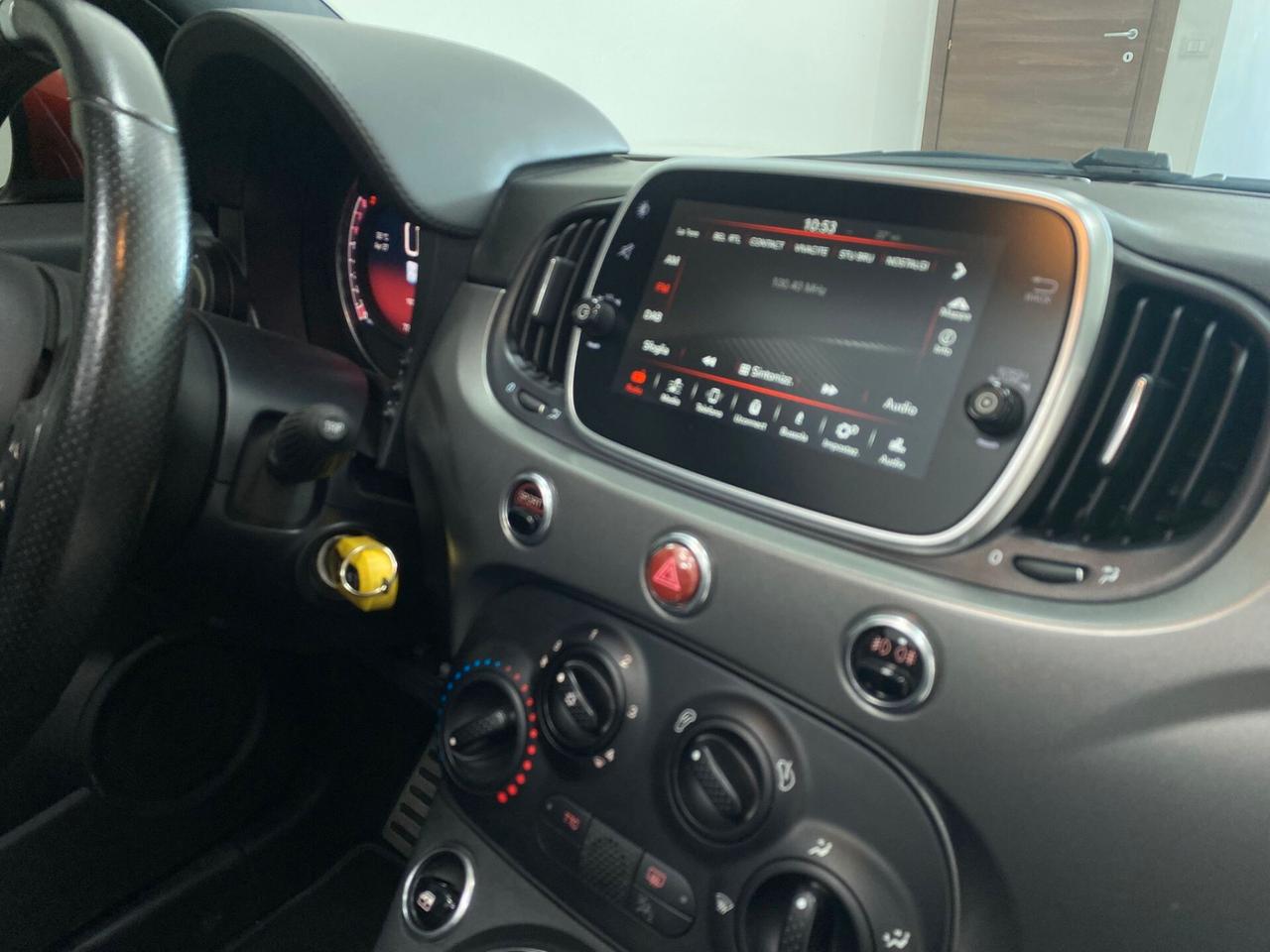 Abarth 595 C 1.4 Turbo T-Jet 160 CV Pista