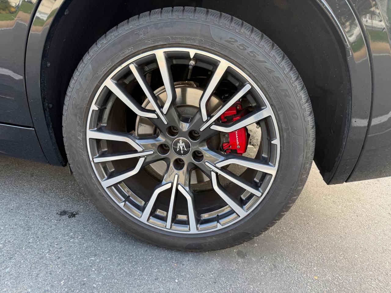 Maserati Grecale MHEV 300 CV AWD GT