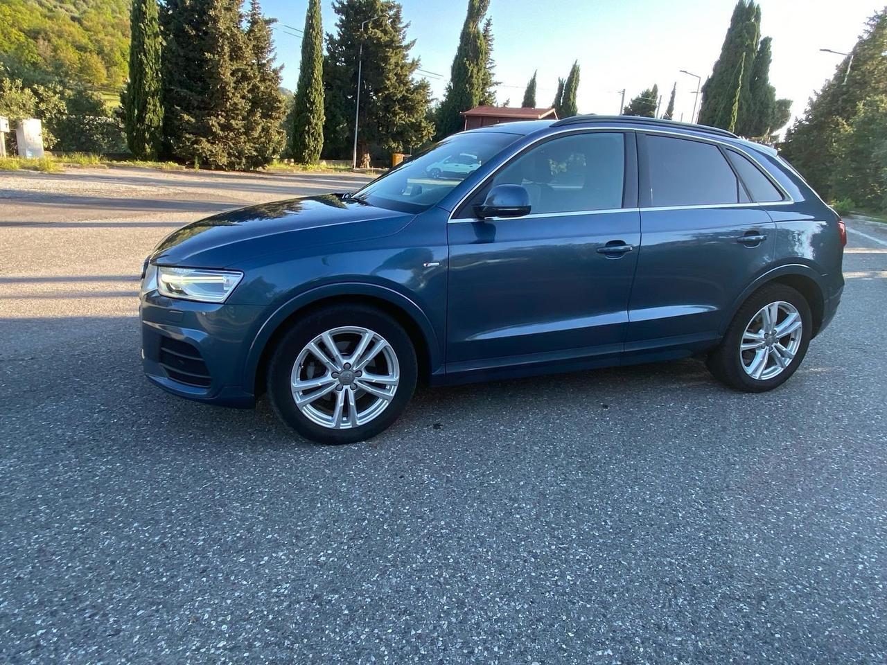 Audi Q3 2.0 tdi sline