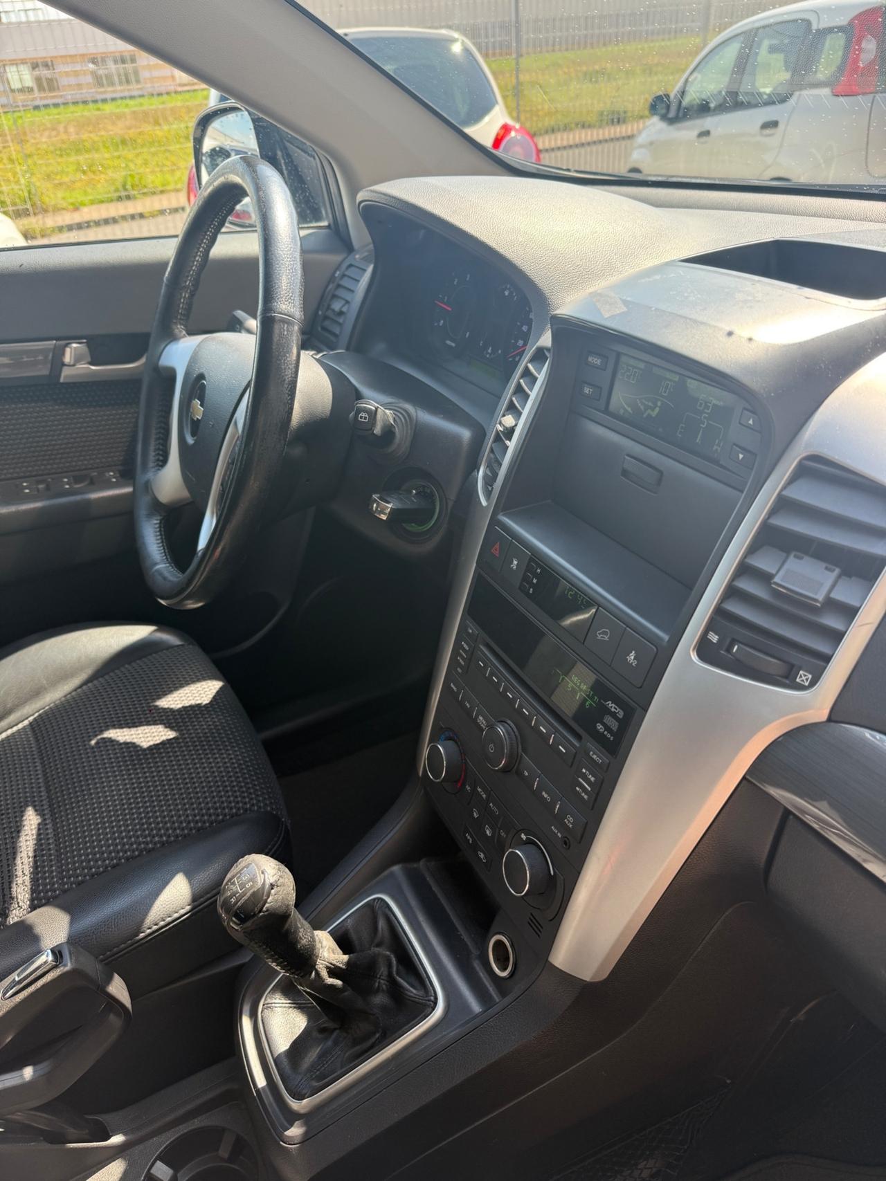 Chevrolet Captiva 2.0 VCDi 2WD 7 POSTI my10"