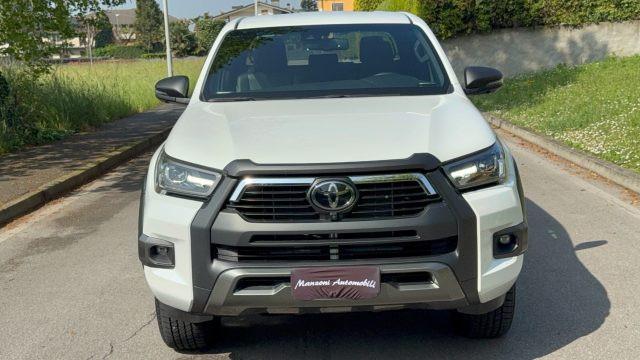 TOYOTA Hilux 2.8 D A/T 4WD Double Cab Invincible IVA ESPOSTA