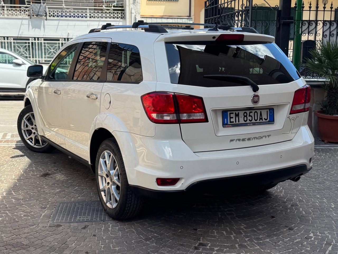 Fiat Freemont 2.0 Multijet 140 CV Lounge 7 POSTI
