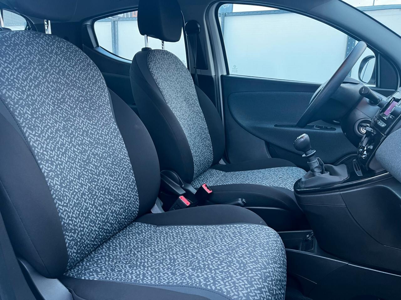 Lancia Ypsilon 0.9 TwinAir 5 porte Metano Ecochic Gold