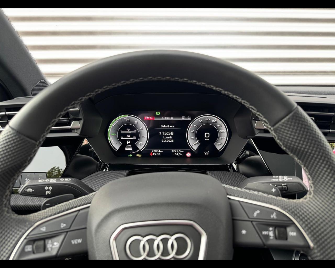 AUDI A3 SPORTBACK 45 TFSIe S-TRONIC S LINE EDITION