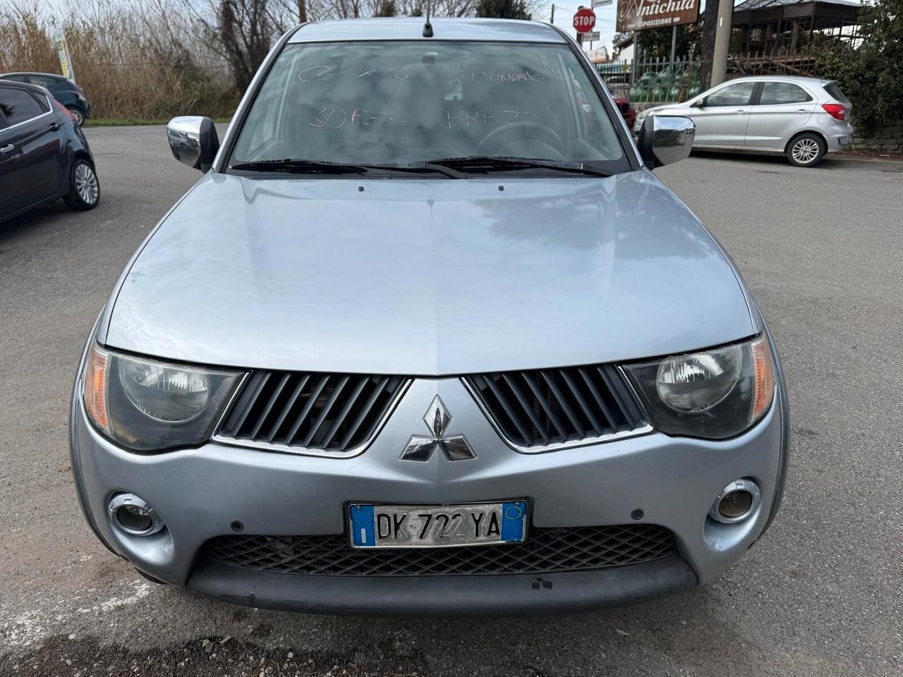 Mitsubishi L200 2.5 DI-D/136CV Club Cab Invite