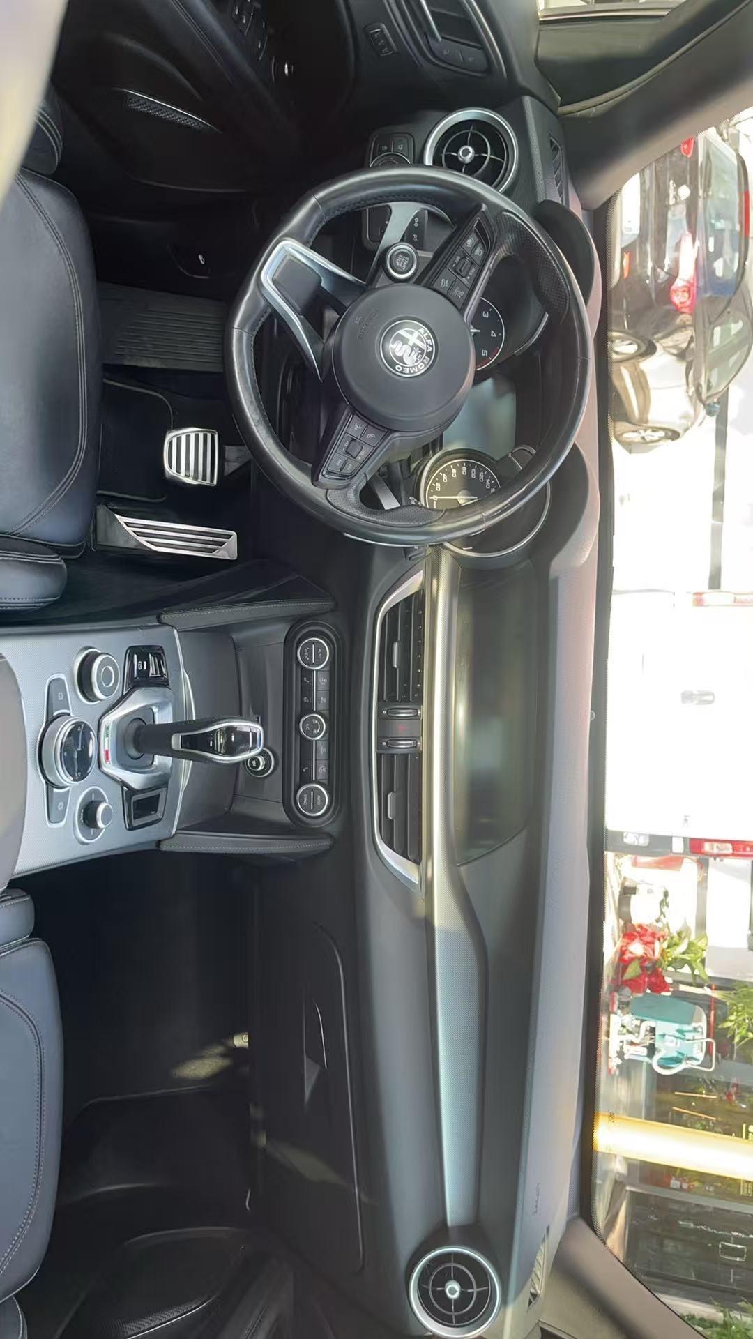 Alfa Romeo Stelvio 2.2 Turbodiesel 210 CV AT8 Q4 Veloce