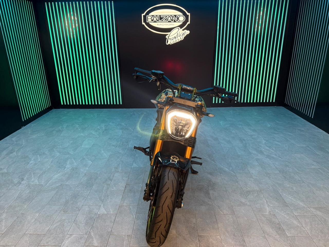 DUCATI DIAVEL XDIAVEL S VERSACE SERIE LIMITATA 2017