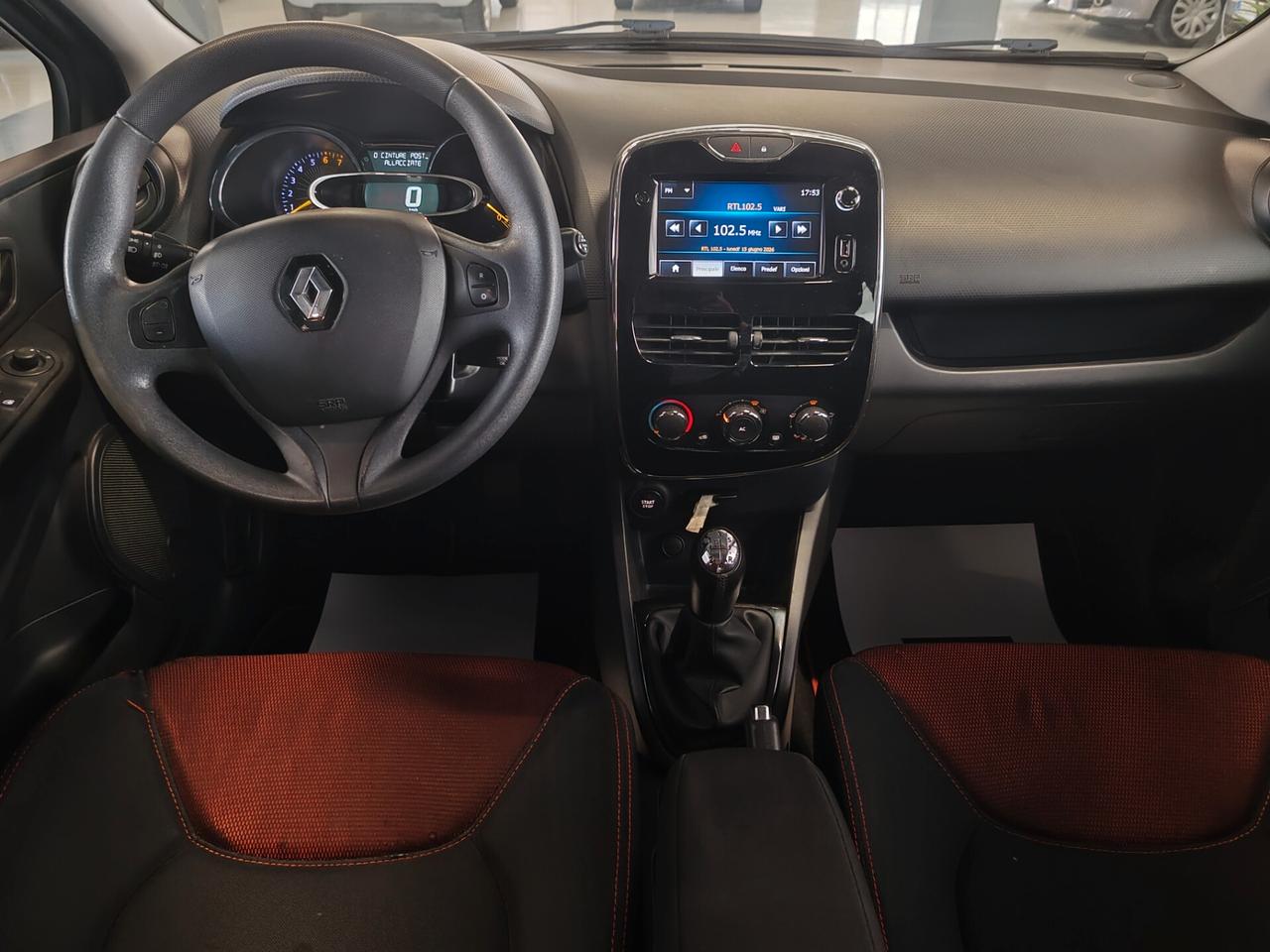 Renault Clio 1.2 75CV 5 porte Wave