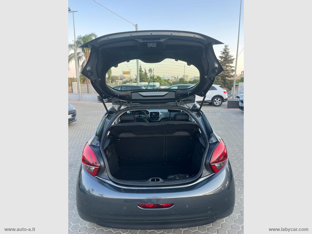 PEUGEOT 208 BlueHDi 75 5p. Allure