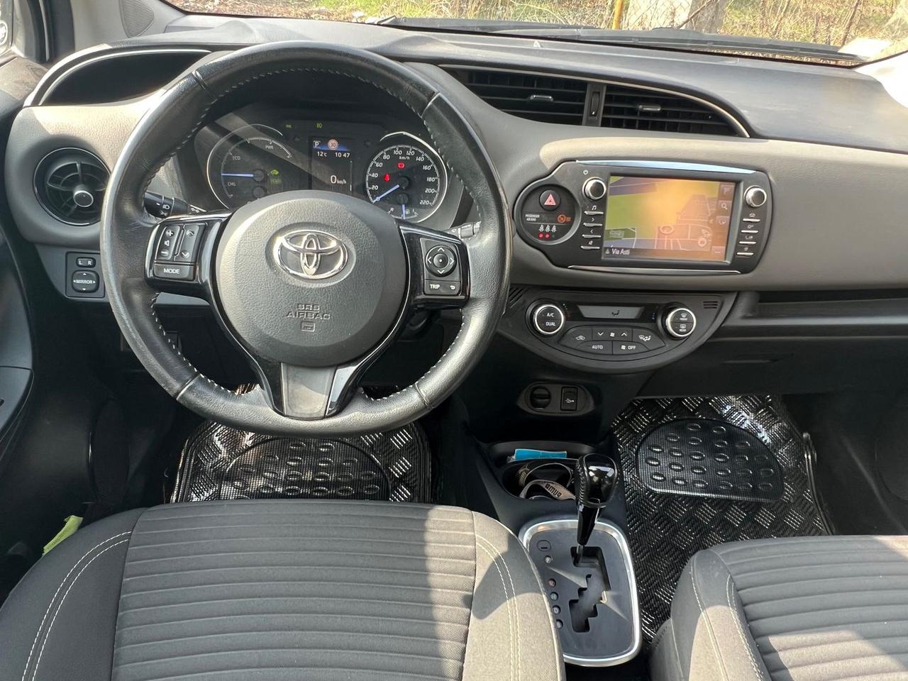Toyota Yaris Active 1.5 VVT-i HEV #9713