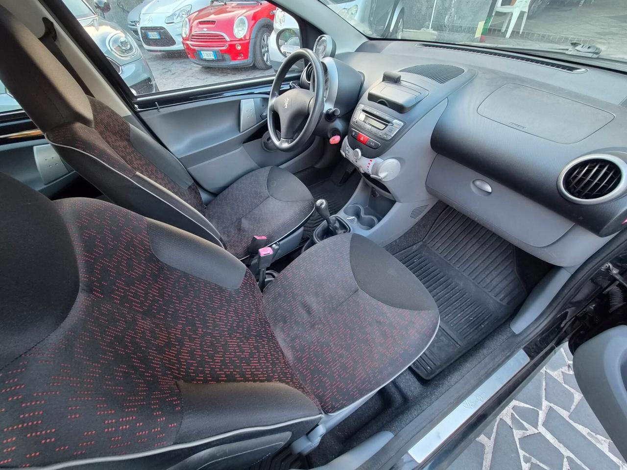 Peugeot 107 1.0 68CV 5p. Sweet Years