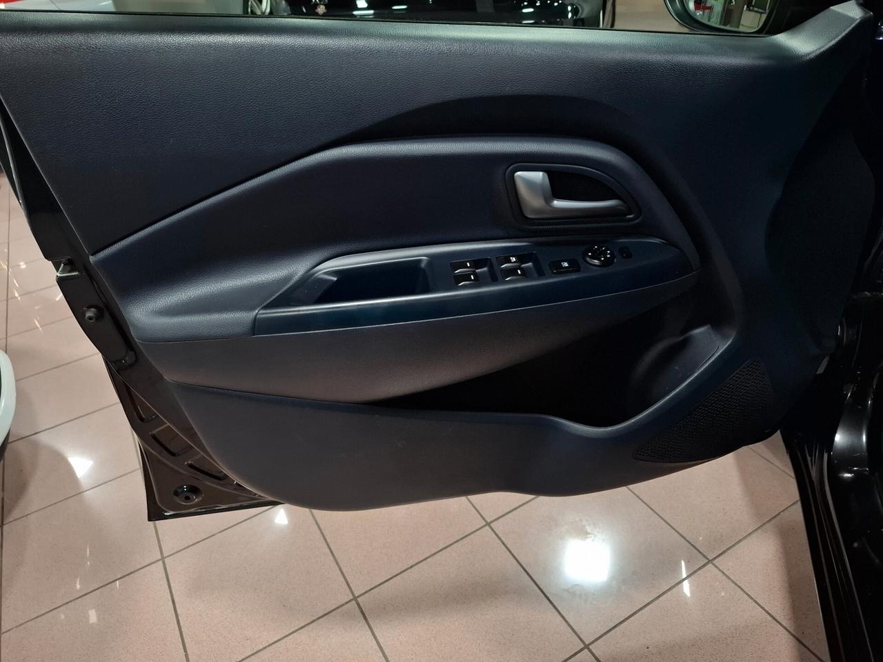 Kia Rio 1.4 CRDi S&S High Tech Neopatentato