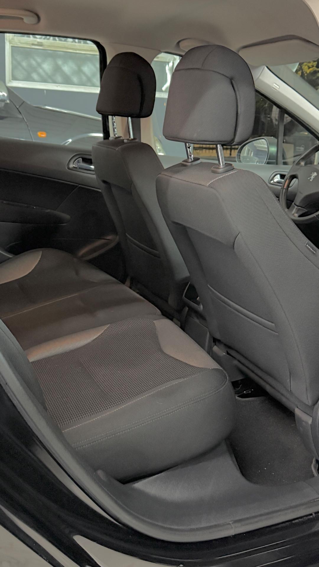 Peugeot 308 1.6 HDi 54.000KM AUTOMATICA