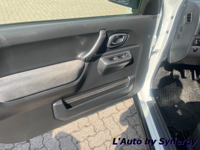SUZUKI Jimny 1.3 4WD Evolution Plus