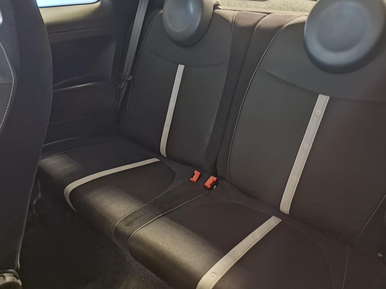 Abarth 500 1.4 Turbo T-Jet Custom