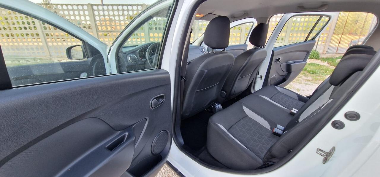 Dacia Sandero Stepway Prestige 2014 100.000km