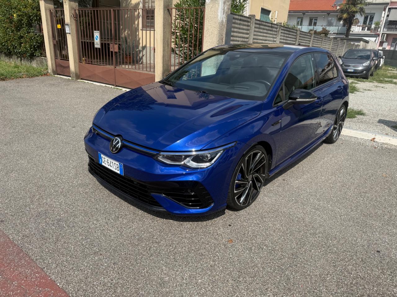 Volkswagen Golf 2.0 TSI DSG 4Motion R