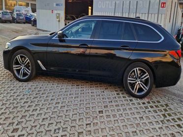 BMW 520 xDrive Business Auto MH48V Touring