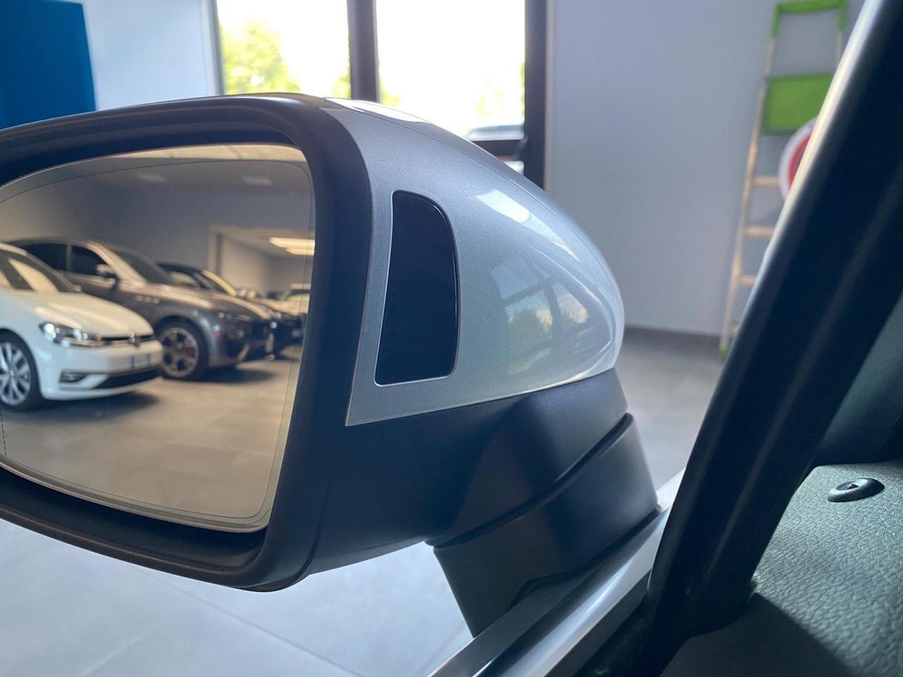 VOLKSWAGEN PASSAT VARIANT 2.0 EXECUTIVE 150CV - FULL LED, VIRTUAL COCKPIT, SEDILI RISCALDATI