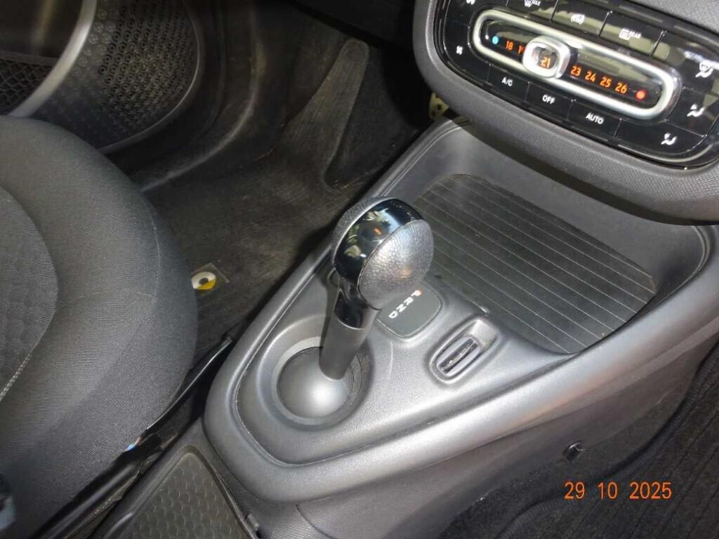 Smart ForFour EQ PULSE LED+NAV+PDC**PREZZO VERO**CARICA RAPIDA**