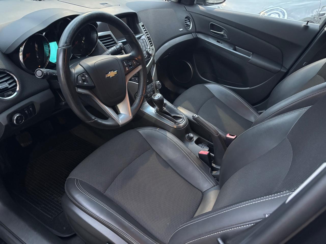 Chevrolet Cruze 1.7 Diesel Station Wagon LTZ