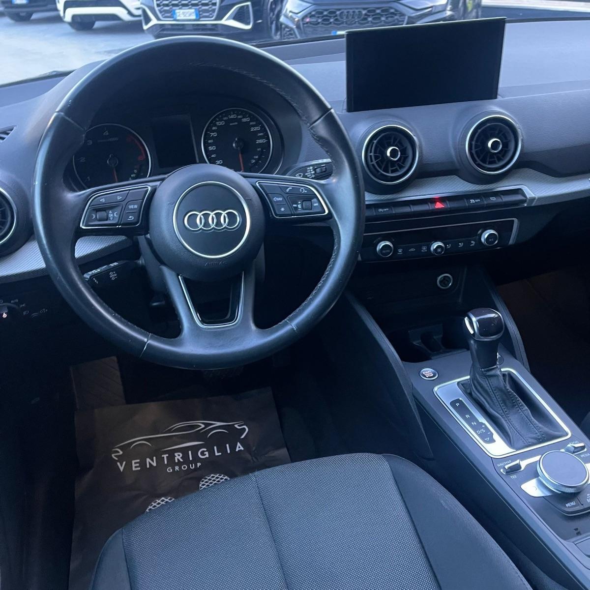 AUDI - Q2 - 30 TDI S tronic