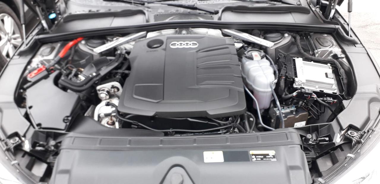 Audi A4 35 TDI/163 CV S tronic S line edition