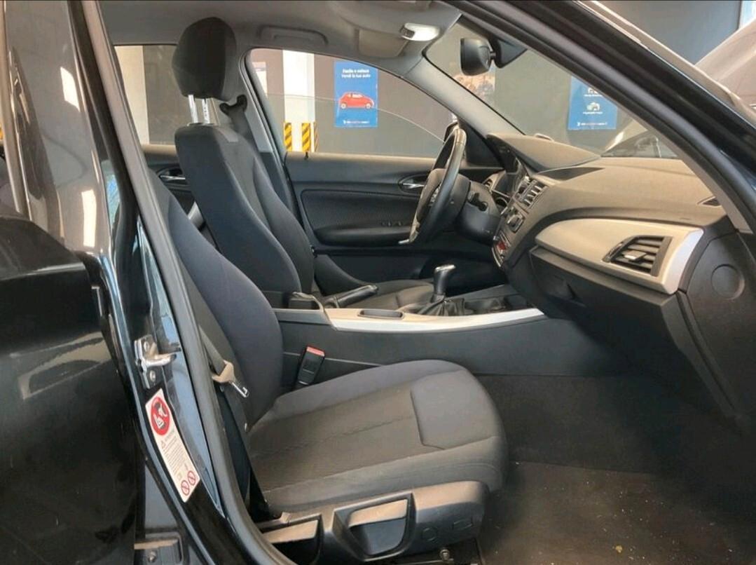 Bmw 116 116i 5p. Urban
