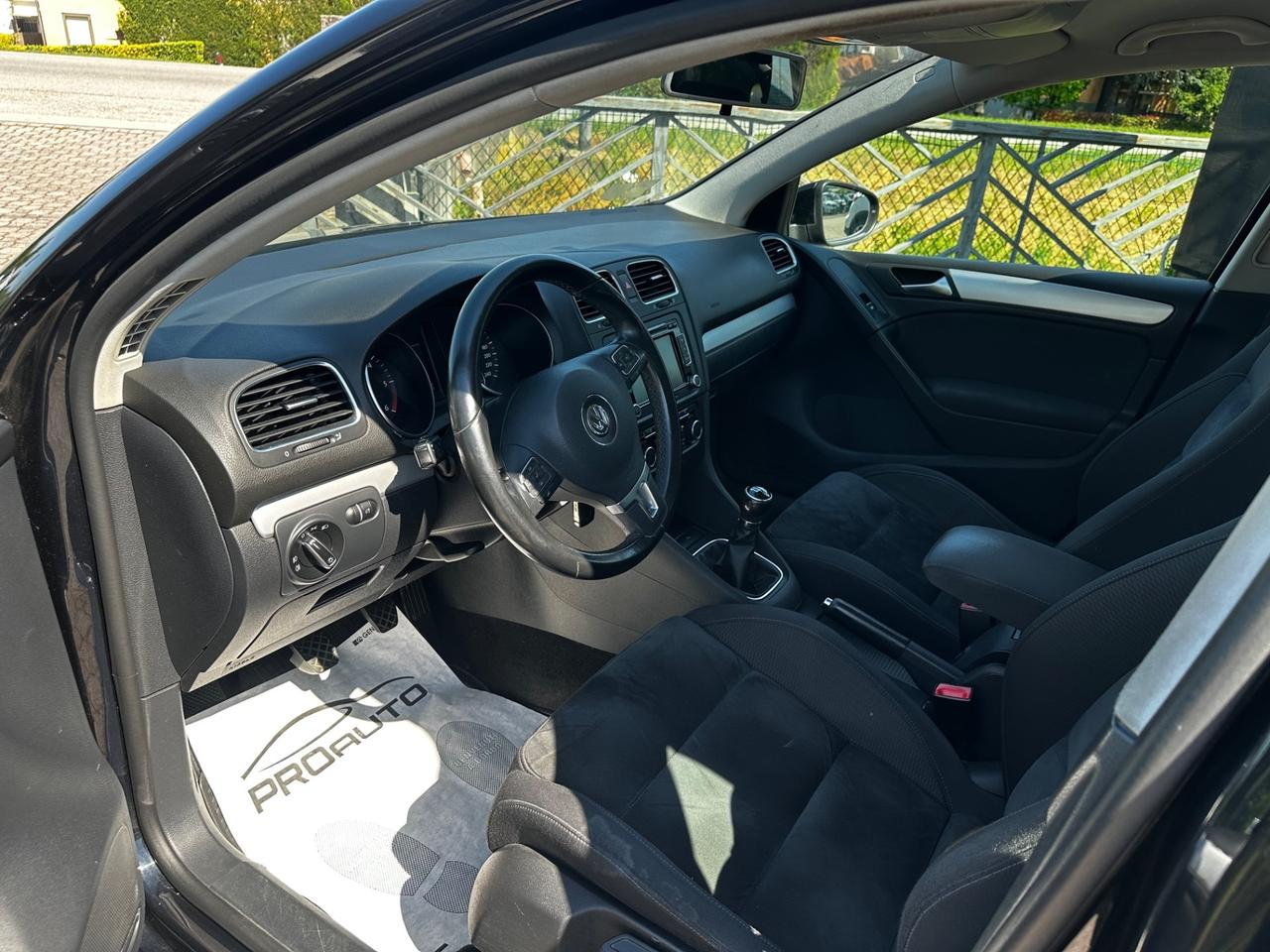 Volkswagen Golf 1.6 TDI DPF 5p. Highline