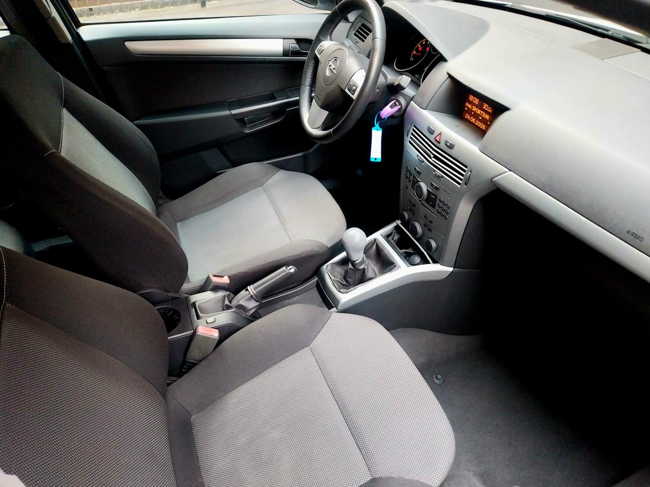 Opel Astra 1.4 GPL-TECH 5 porte Enjoy