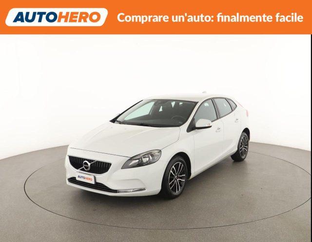 VOLVO V40 D2