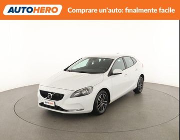 VOLVO V40 D2