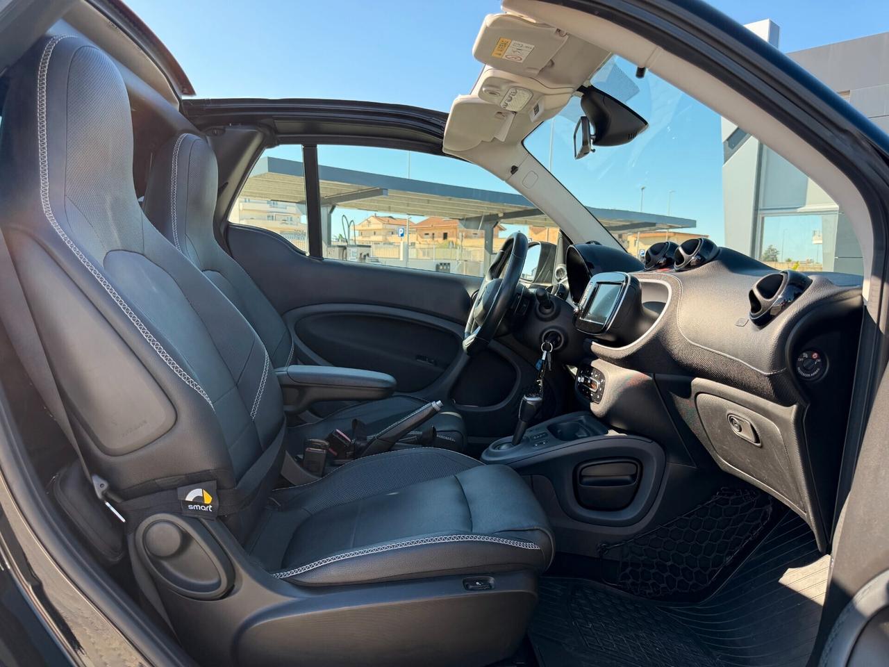 Smart ForTwo BRABUS 0.9 Turbo twinamic cabrio Xclusive