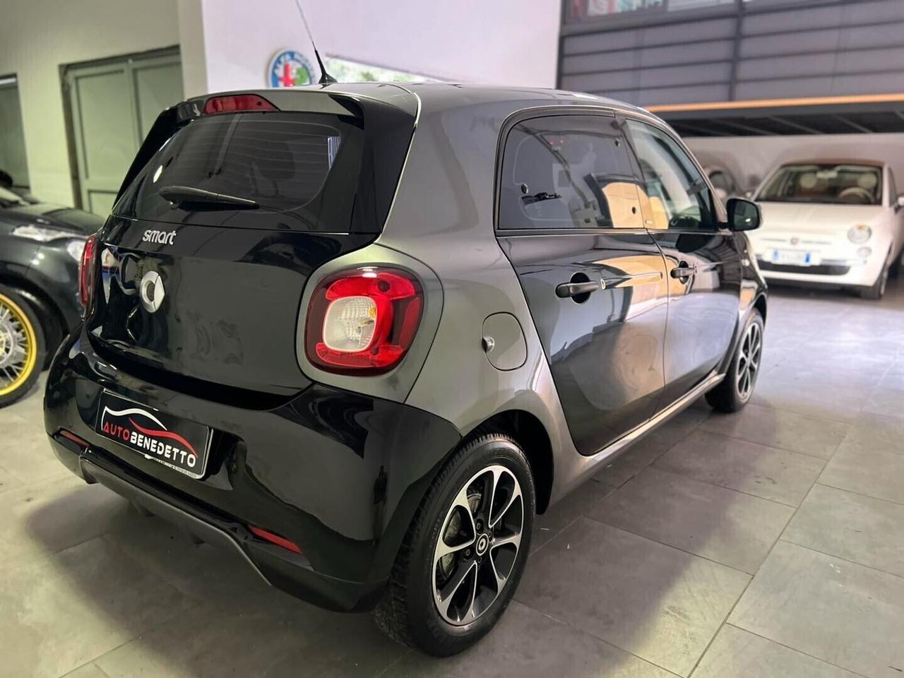 SMART FORFOUR 1.0 SUPERPASSION 11-2019