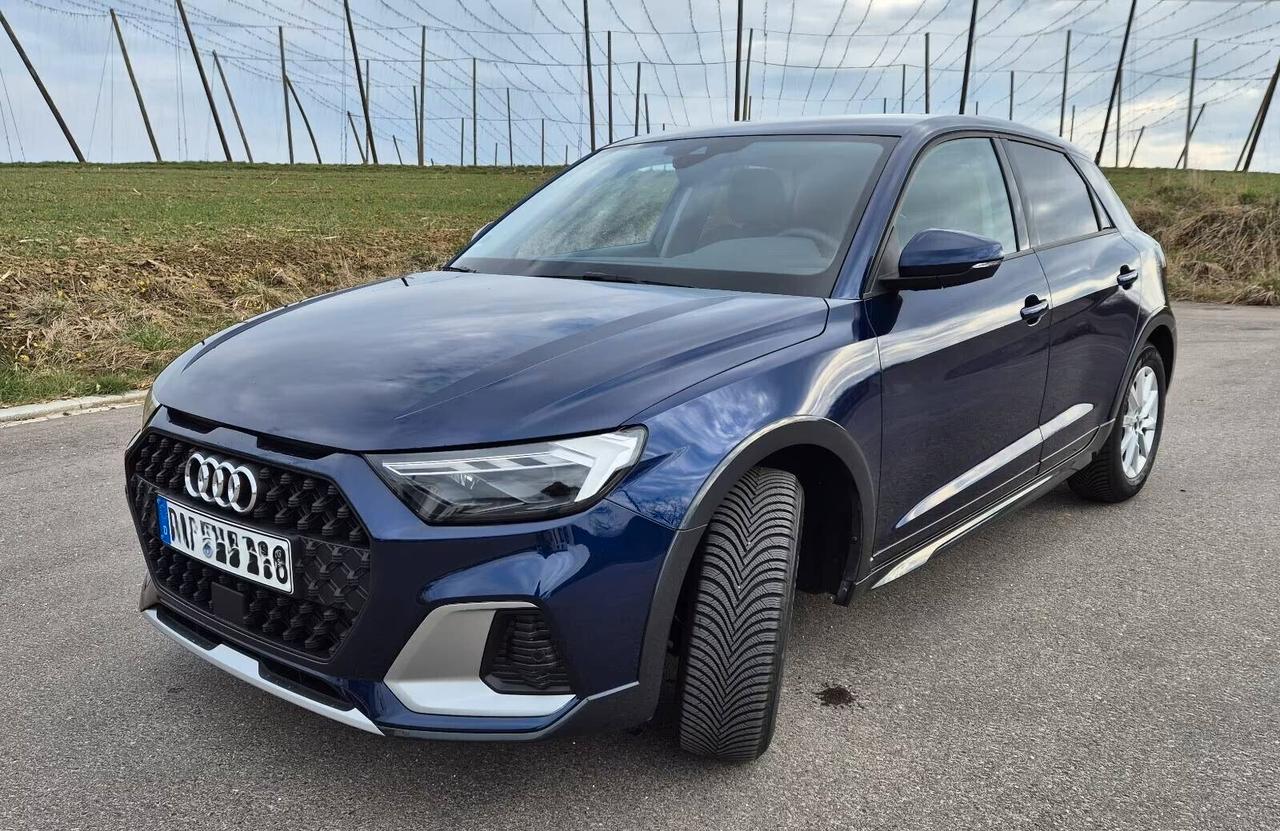 Audi A1 allstreet 30 TFSI Business
