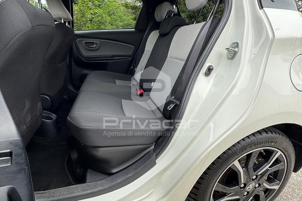 TOYOTA Yaris 1.5 Hybrid 5 porte Trend "White Edition"